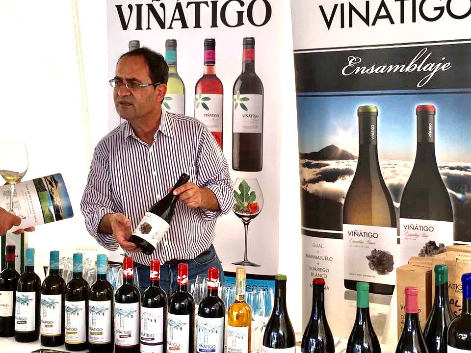 CATA SOLIDARIA CON BODEGAS VIÑÁTIGO