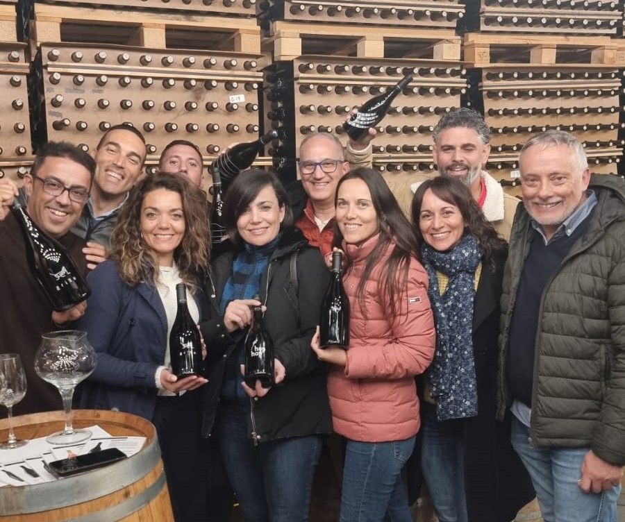 Cata Vinos el Grillo y la Luna